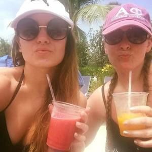 Meet your Posher, Amber